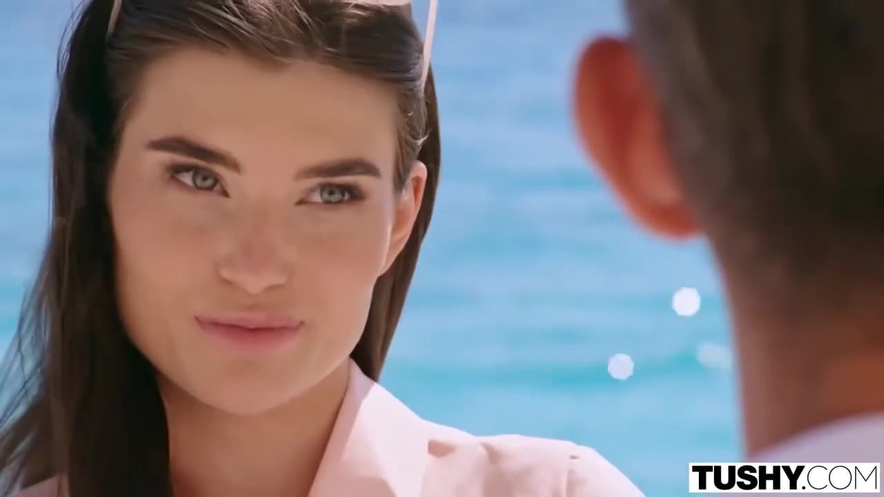 Hotel Vixen Episode 11: Checking In With Sonya_main_thumbnail