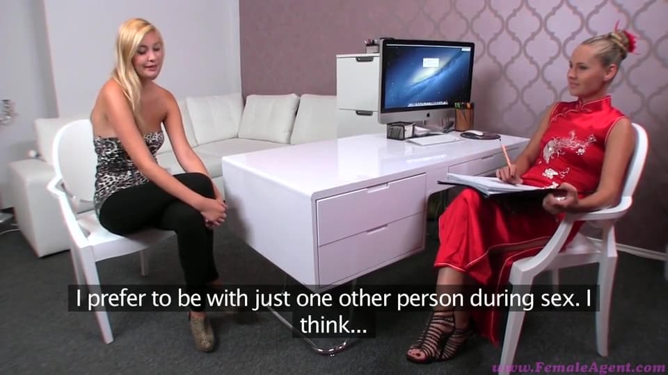 Girls Wet Dreams - Zuzana Zeleznovova_main_thumbnail