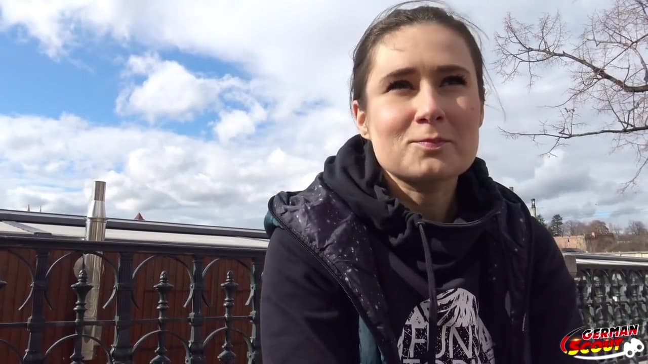 Lara Fox - Street Casting_main_thumbnail