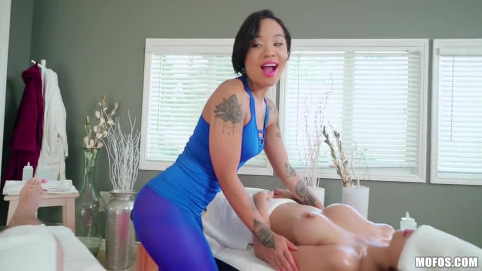 Massage Turns Into 3some Orgy Copulation - Analdin_main_thumbnail