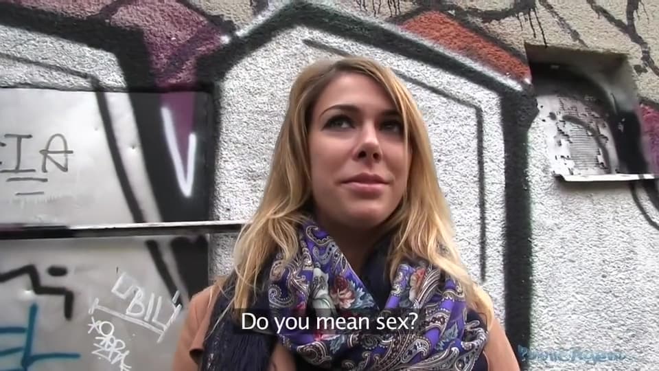 Attractive Blond Hair Babe Takes Knob For Money_main_thumbnail