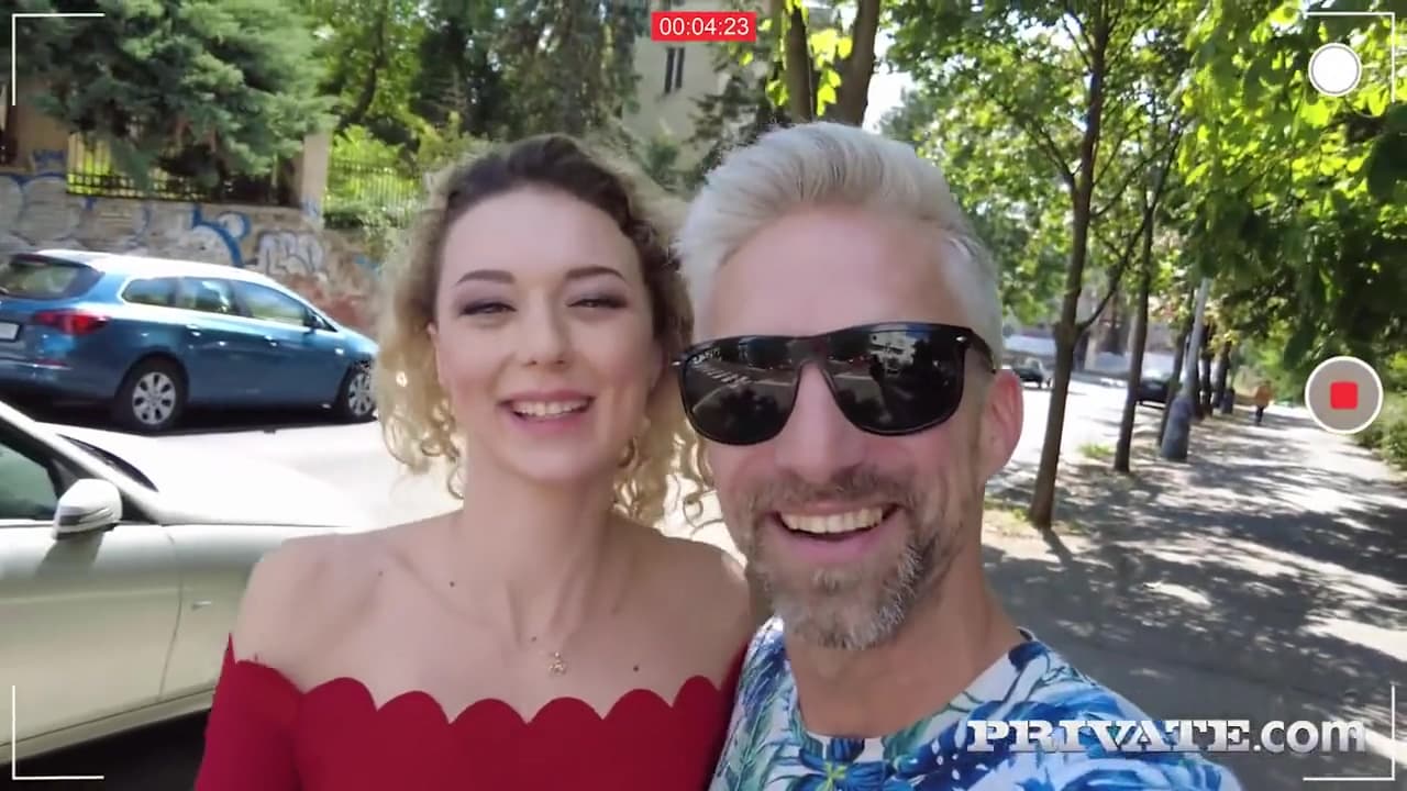 Isabella De Laa - Sexy Lolita Stars In An All-anal Gonzo Fuck_main_thumbnail