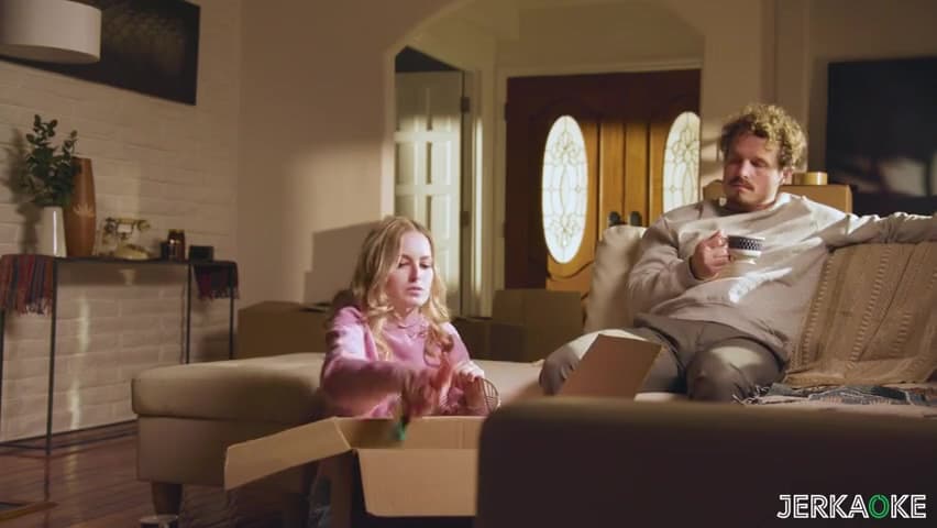 Scarlett Sage - Long Distance_main_thumbnail