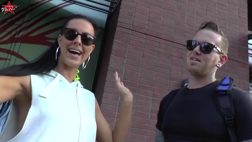 Deviant Cougar Breathtaking Porn Video_main_thumbnail