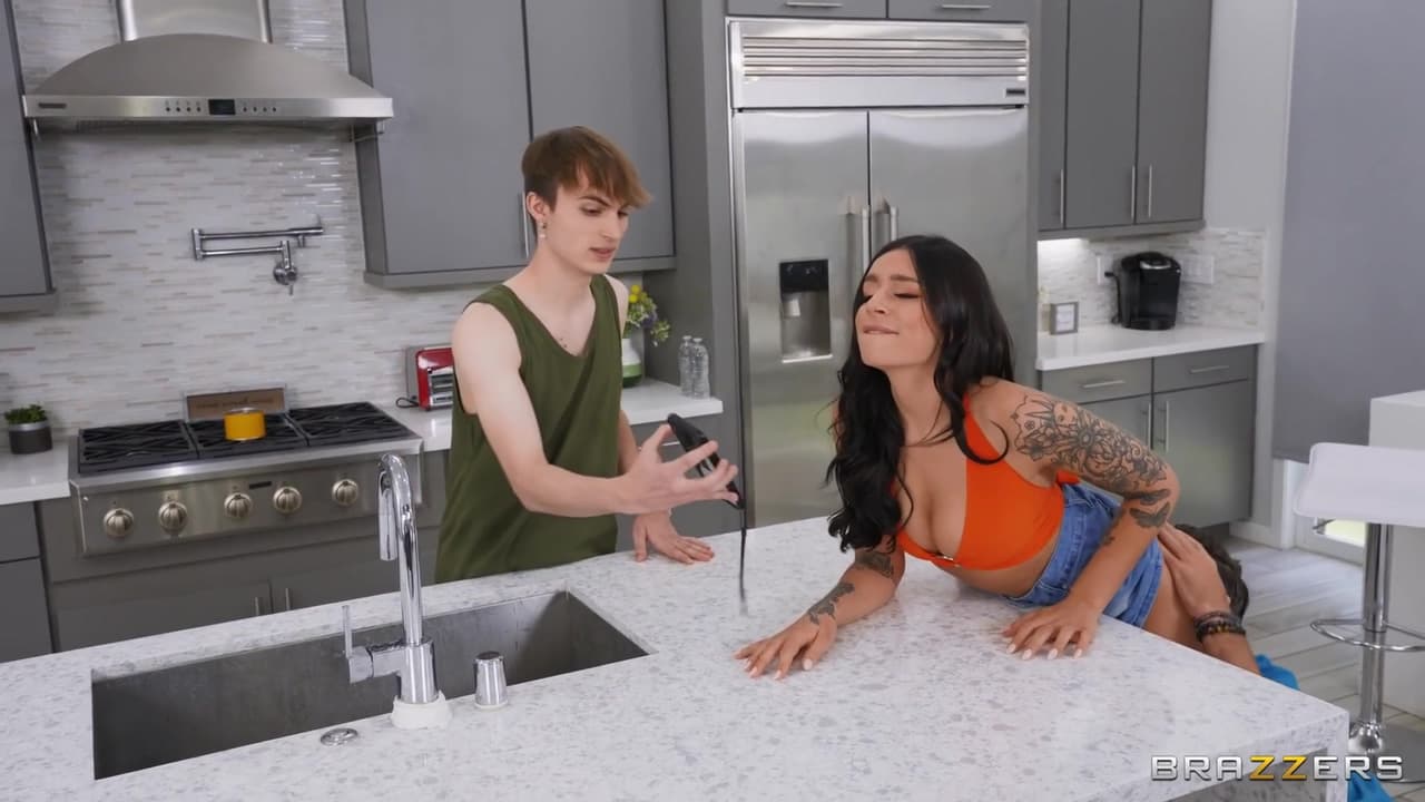 Carolina Sweets, April Olsen - Pervy Roomies Means Double Cum Panties Threesome_main_thumbnail