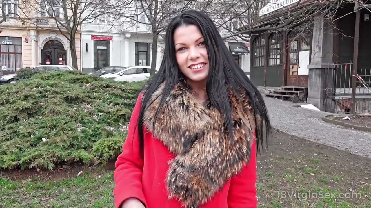 Small Tit Brunette Gives Blowjob To A Big Cock_main_thumbnail