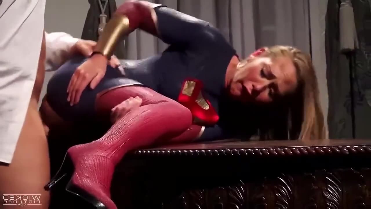 Supergirl Adult Parody_main_thumbnail