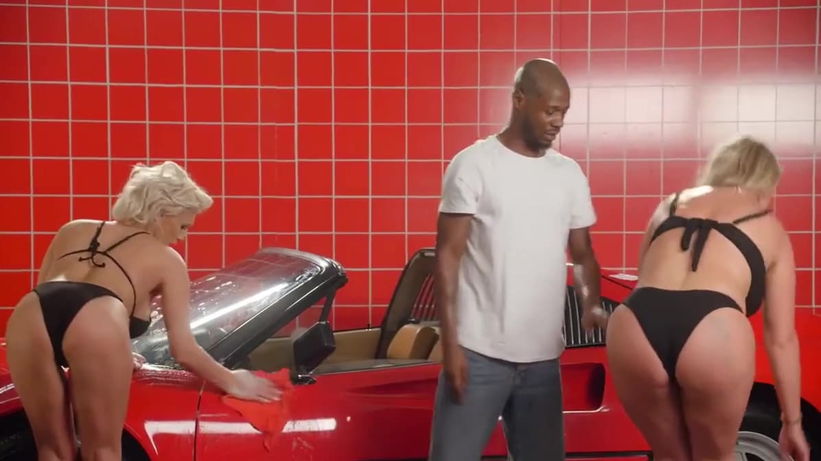 Milfs With Big Milkings Experienced Pleasure During Ffm With A Black M_main_thumbnail