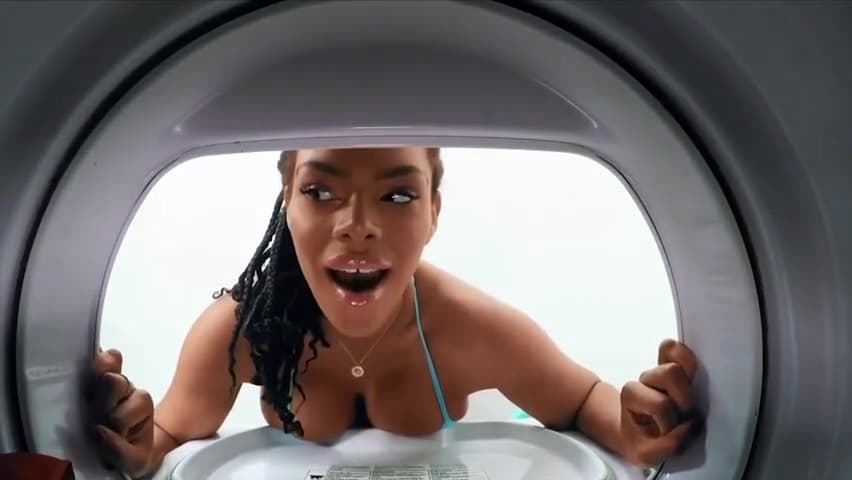 Halle Hayes - Roommates With Fuck Buddy Benefits In_main_thumbnail