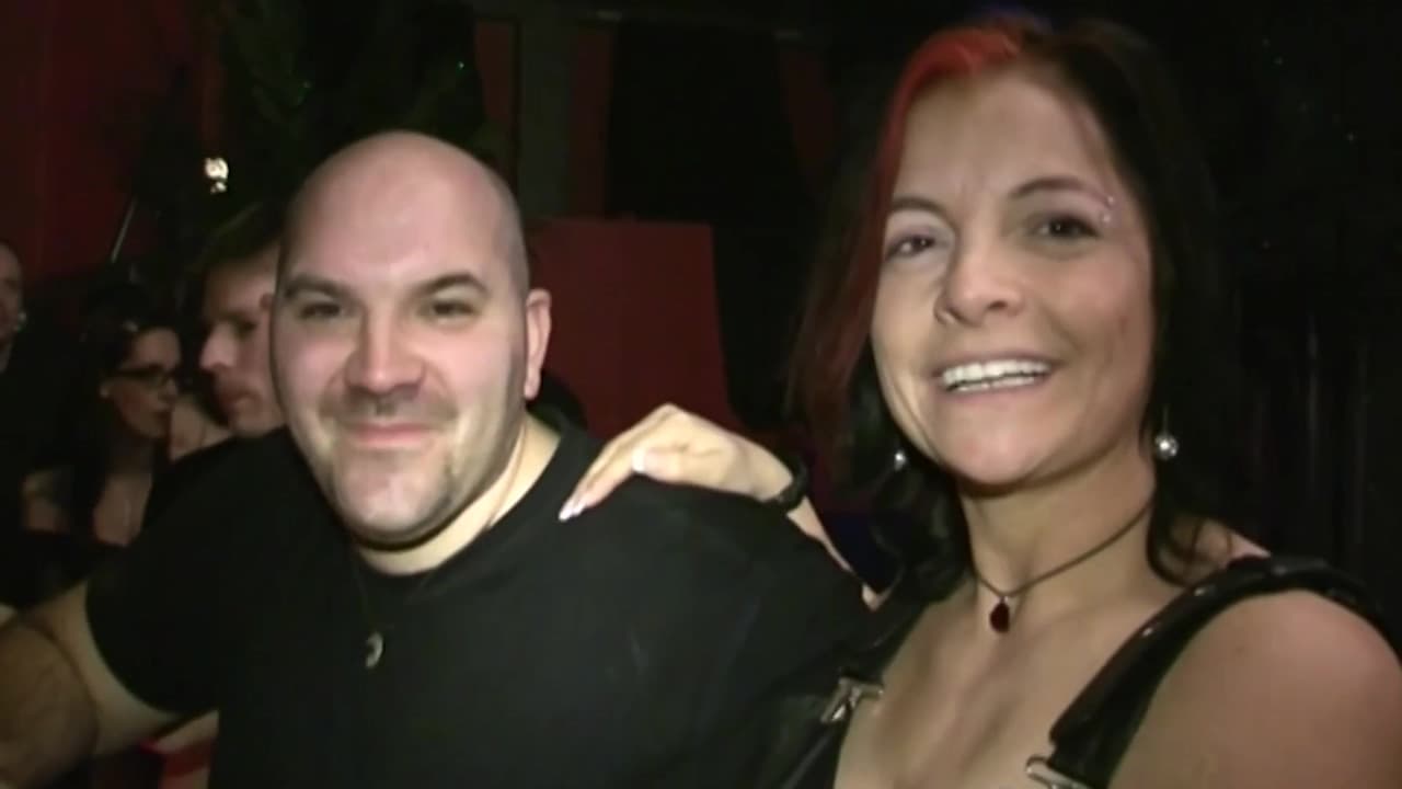 Partner Swap In The Swinger Club! Milf Is Experiencing Something Completely New And Is Looking Forward To A Rain Of Cum!_main_thumbnail