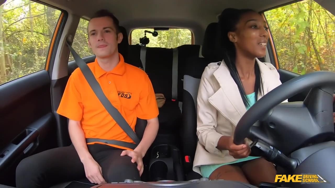 Ebony Learner Gets Stuck In Th_main_thumbnail