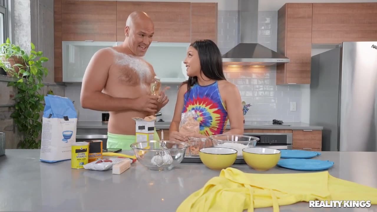 Young Slut Ella Cruz Gets A Big Dick Shes Been Crav_main_thumbnail