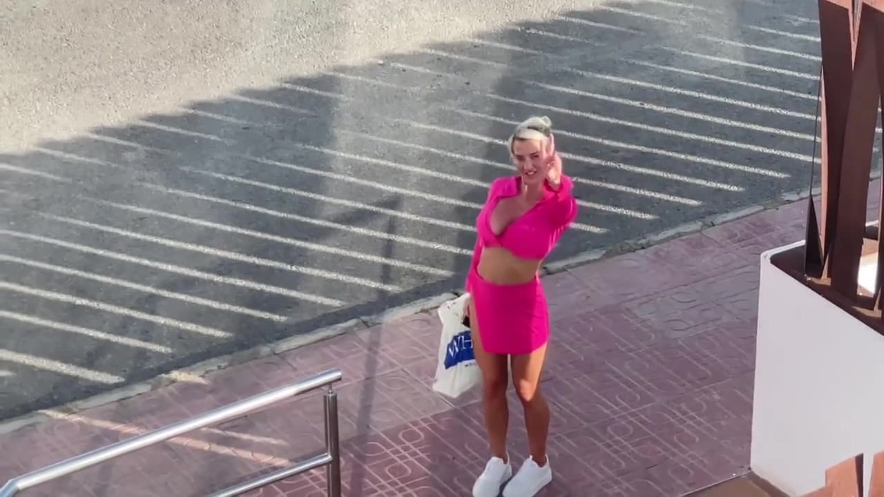 Skinny Milf With Big Boobs Fucking Hot Sexy Solo And Sucking On First Date_main_thumbnail