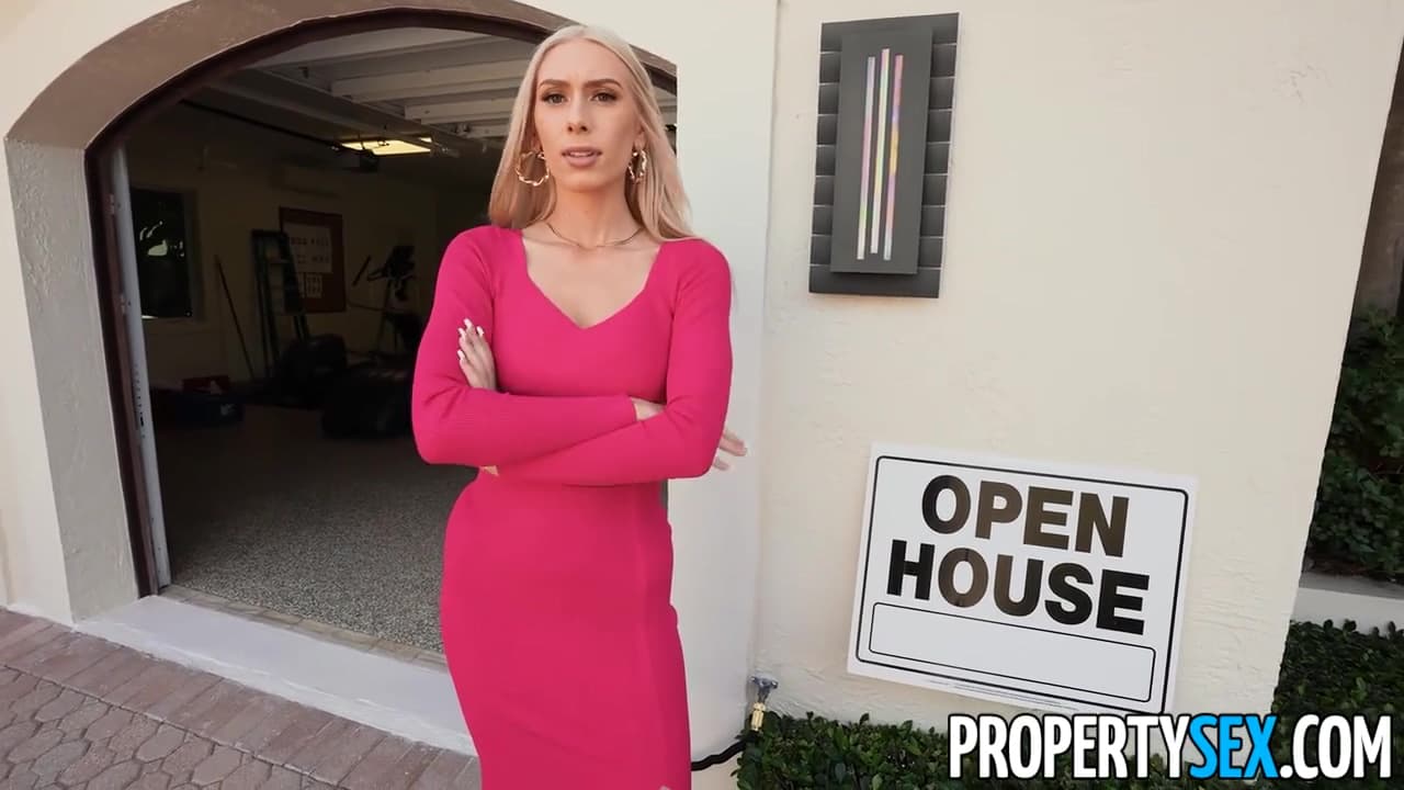 Blonde Real Estate Babe Fucking Her Boss_main_thumbnail