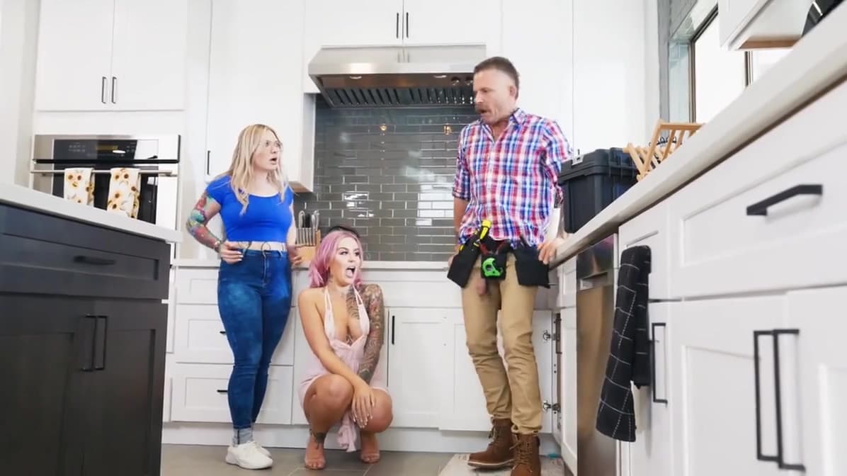 Tattooed Chick Decided To Have Anal Sex With Her Neighbor_main_thumbnail