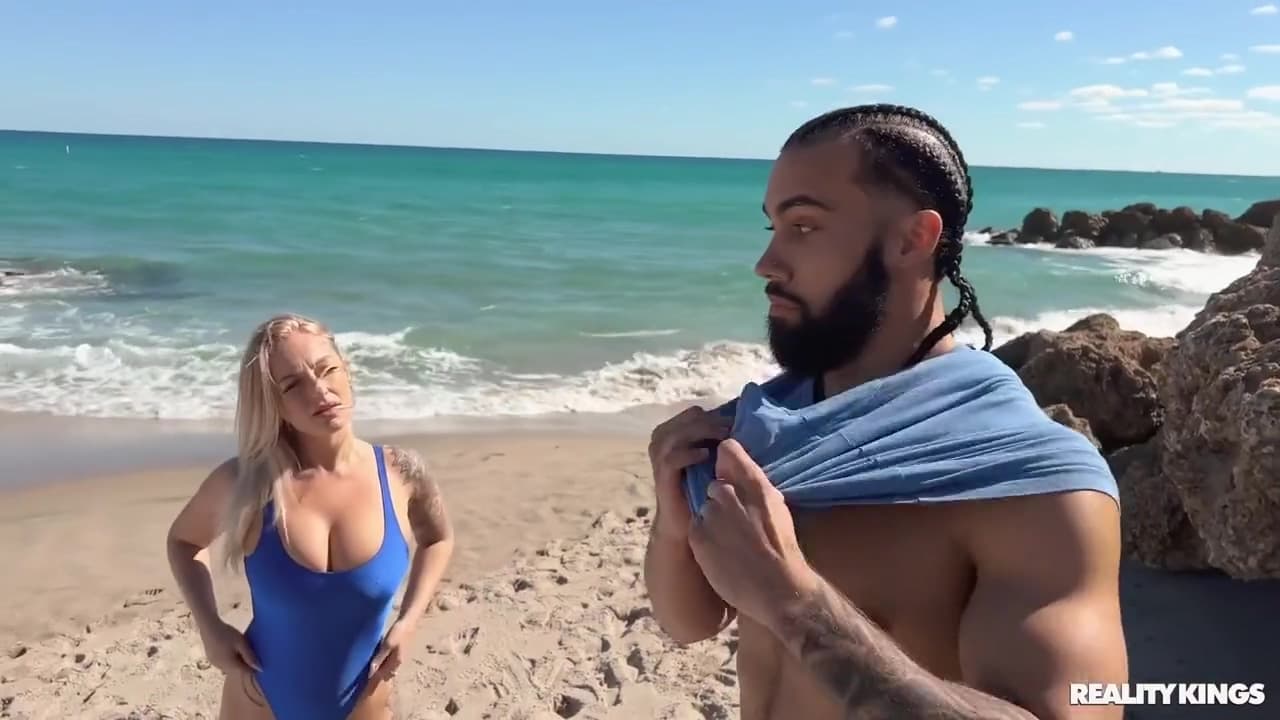 Horny Cougar Whore Elana Bunnz Adult Clip_main_thumbnail