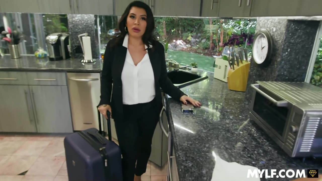 Stepmom Likes It When I Creampie Her Pussy Once In A While_main_thumbnail