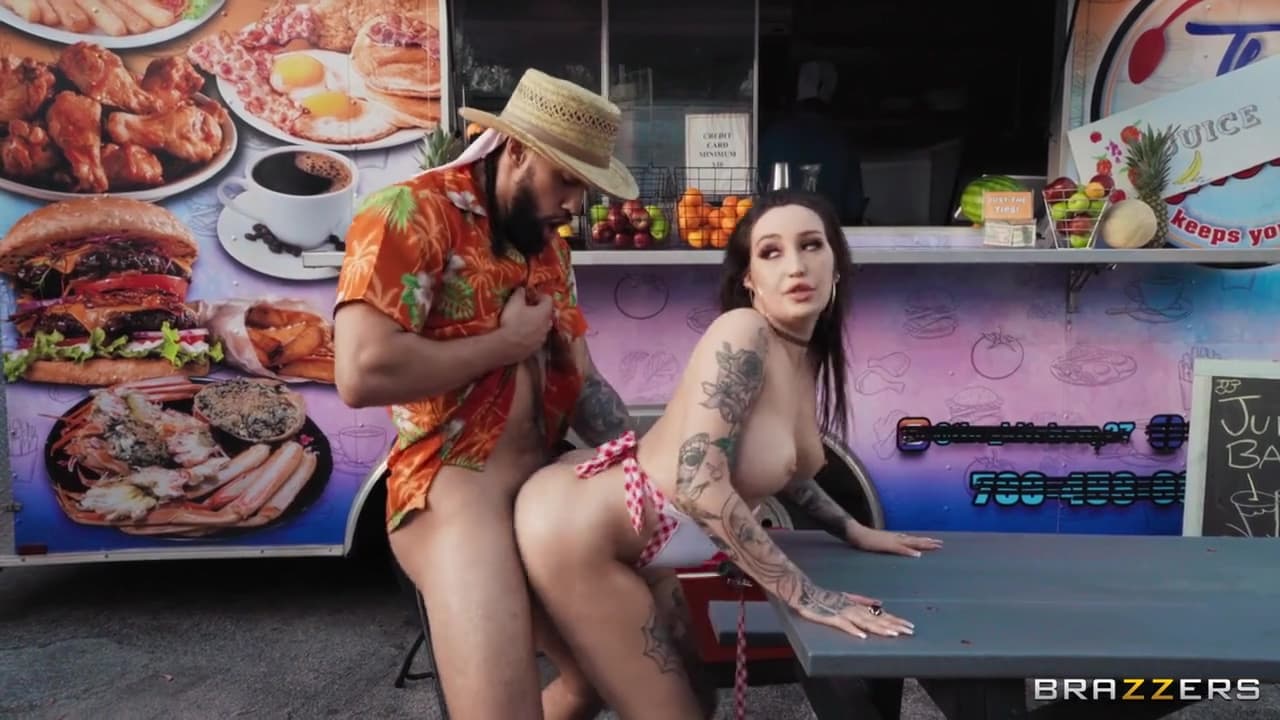 Juicy Ana_main_thumbnail