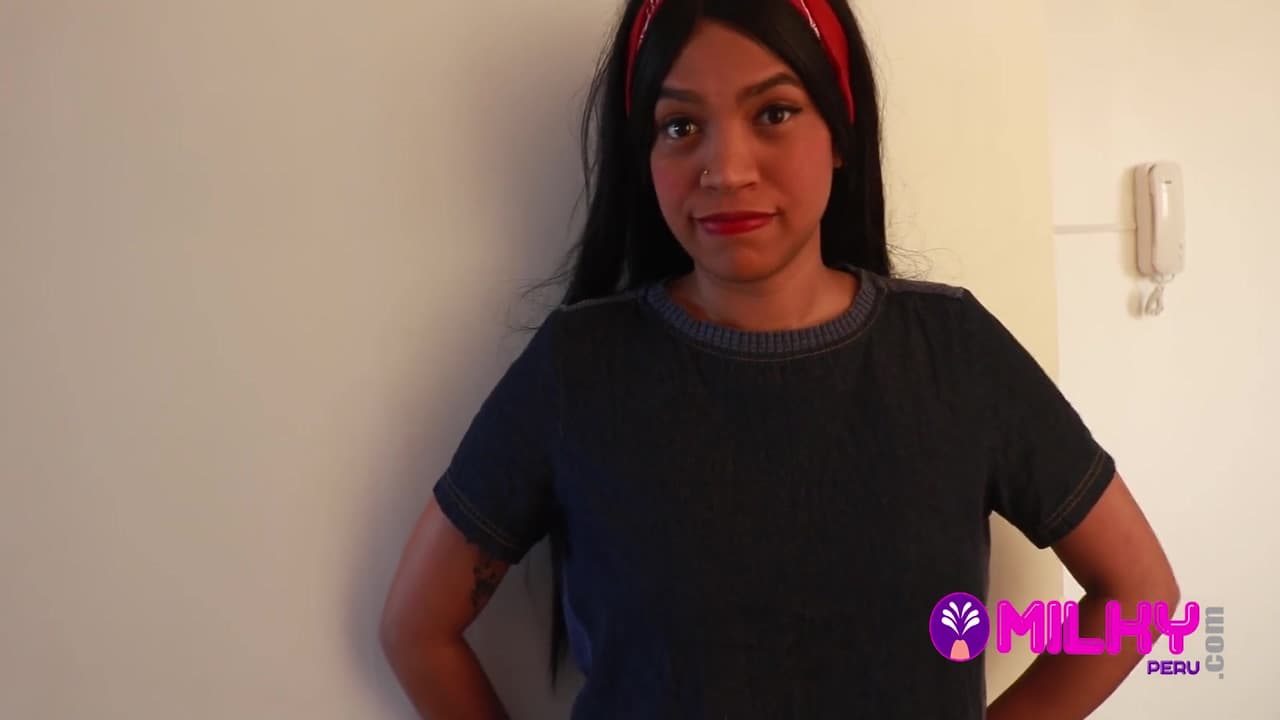 Venezuelan Lost Her Job And I Offer To Clean My Cock, Squirt From The Delivery Petite_main_thumbnail