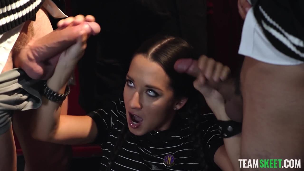 Its Wednesday So Pants Off!_main_thumbnail