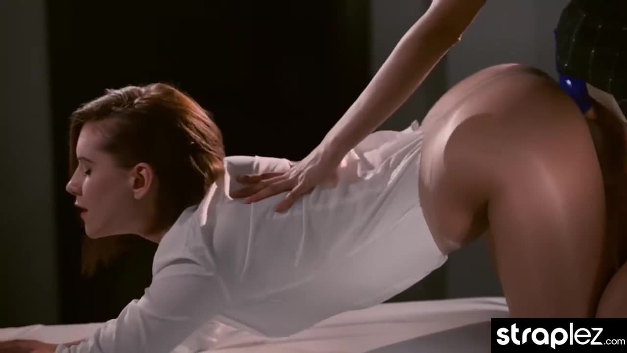 Watch Come-hither Danielle And Mia Bandinis Action_main_thumbnail