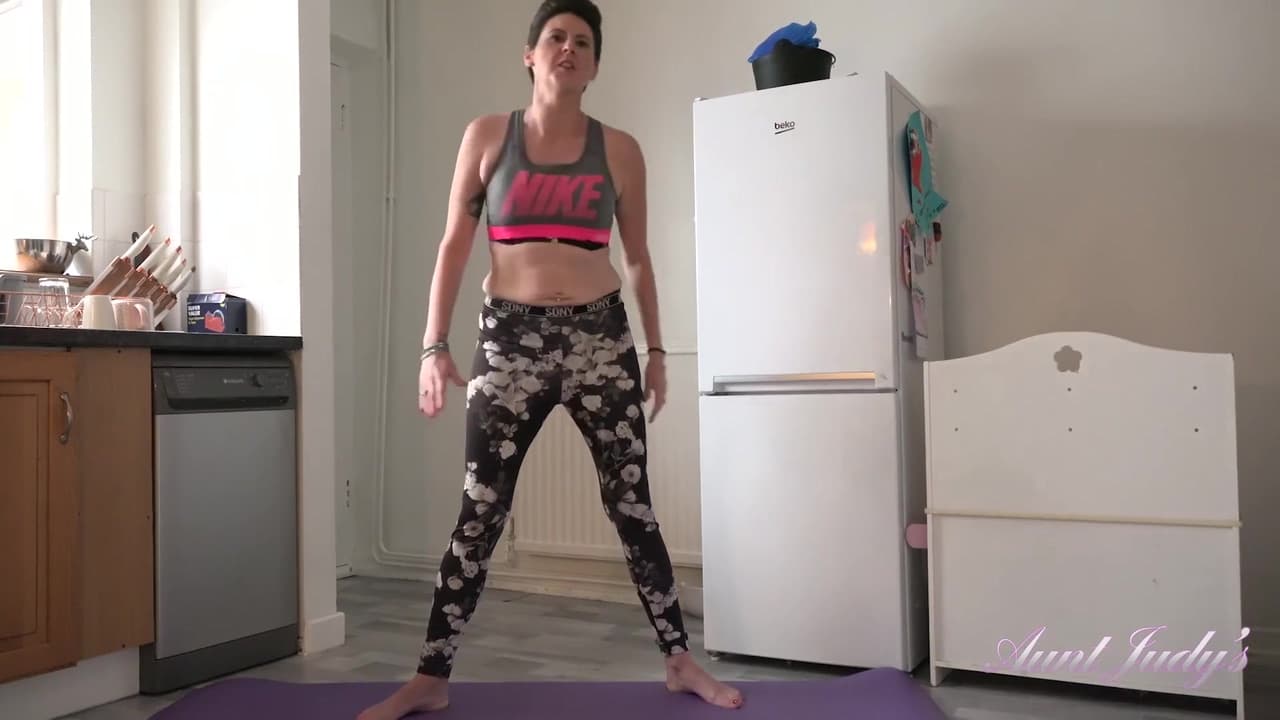 Judys - Working Out With Petite Milf Scarlet_main_thumbnail