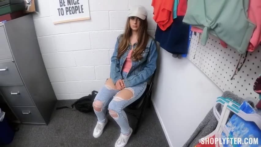 Penelope Kay - The Runaway In Hd_main_thumbnail