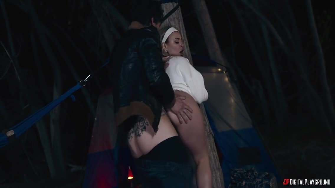 Raunchy Aubree Valentine Horny Adult Video_main_thumbnail