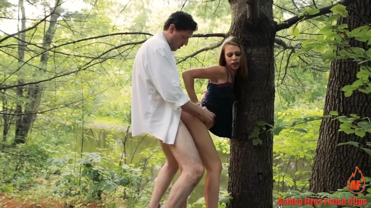 Anya Olsen - Family Picnic_main_thumbnail