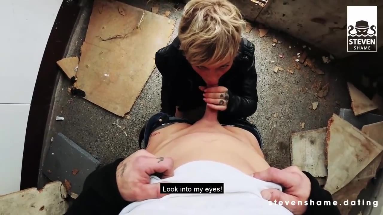 Vicky Hundt And Vickys Public Trailer By_main_thumbnail