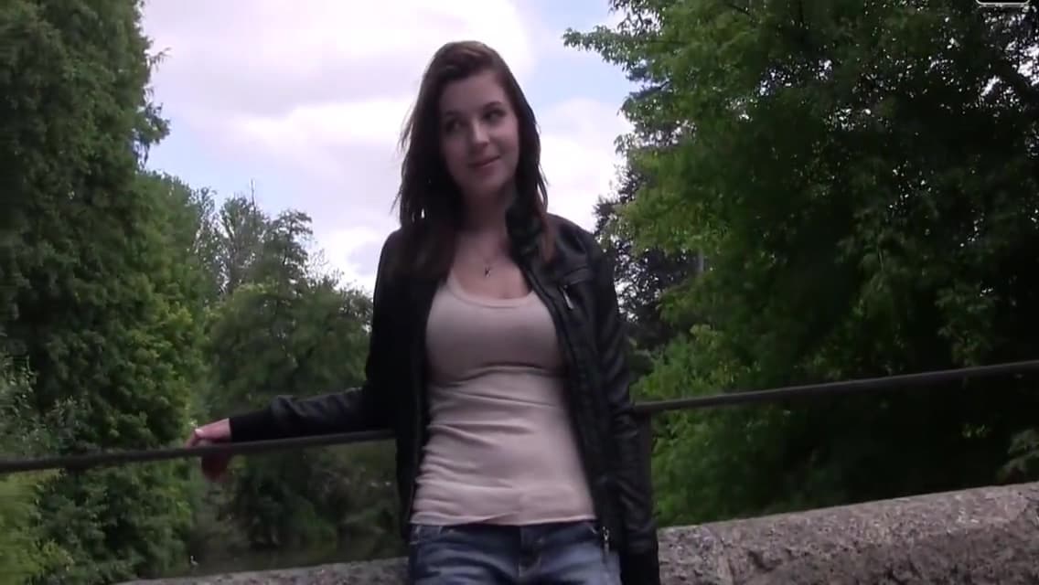 Lovely 18 Years Sandy Masturbates With A Sex Toy During Her Video Casting_main_thumbnail