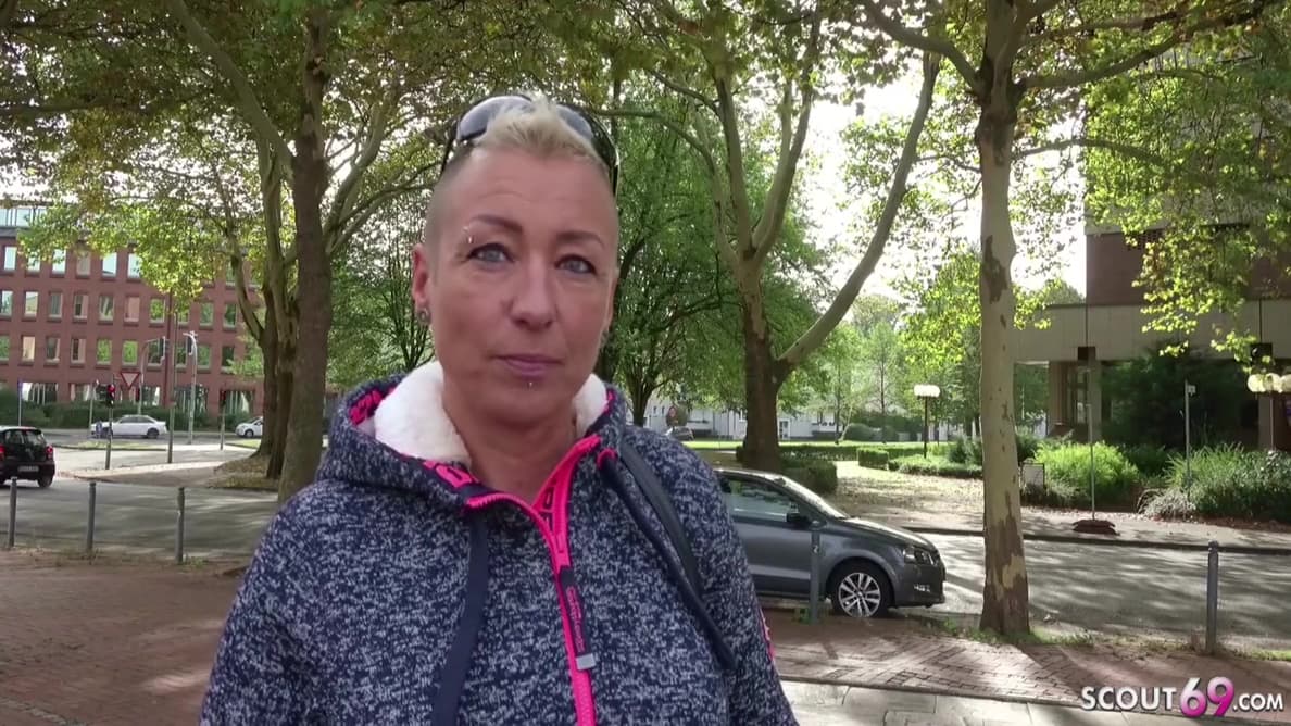 Stepmom Mandy Deep Anal Sex At Street Casting_main_thumbnail