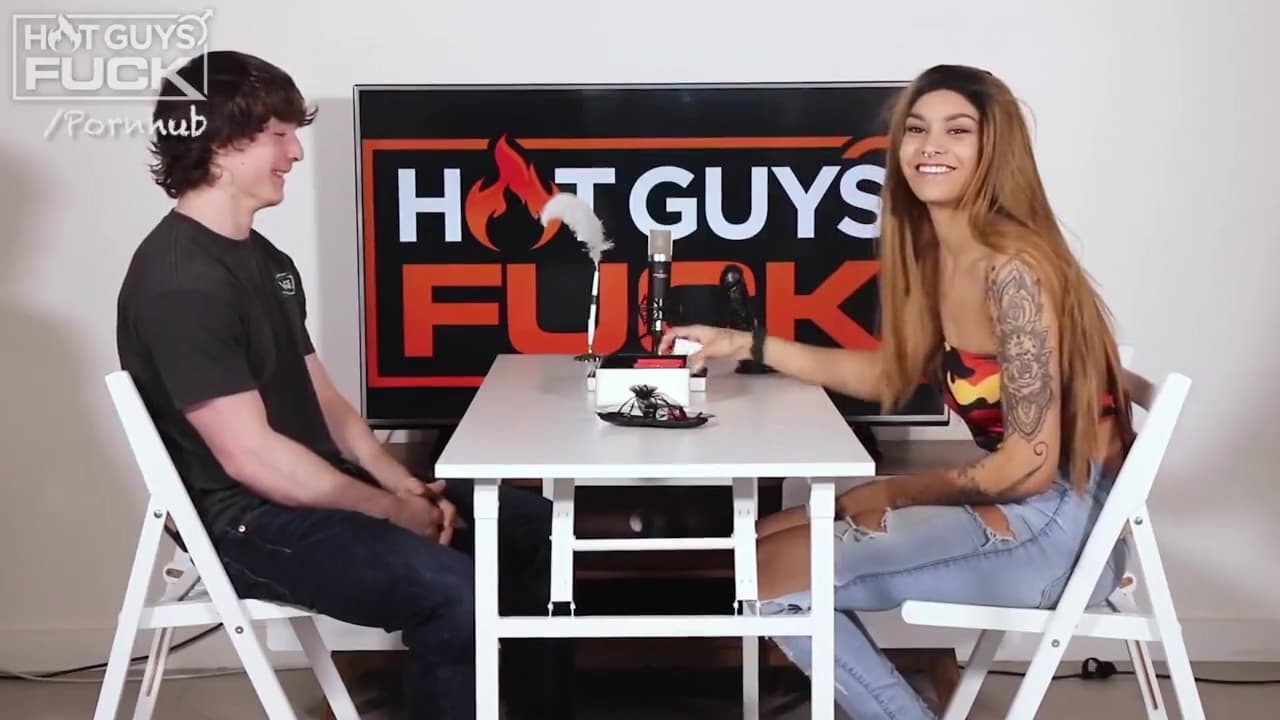 Ivy With The Ideal Body Gives Buff White Stud The Ride Of His Life!_main_thumbnail