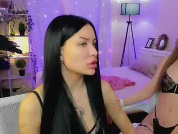 Jess (blond) and Leila (brunette) live cam
