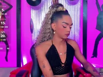 Nicky 🧡 (Please help me with your thumbs up it's importan) live cam