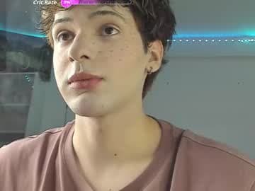 COLE - ig coles.ttorm Streaming daily 12 PM–5 PM EST live cam