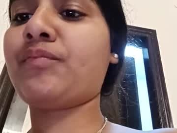 Lill_CUTiEE live cam
