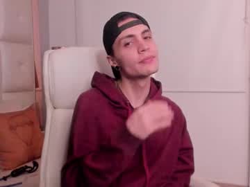 Ren Lovefalls live cam