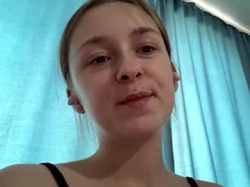 Emma live cam