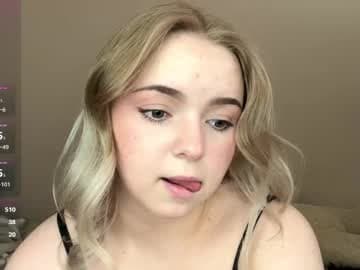 Hello, everyone! I'm Lora! Welcome to my room! We're going to have fun together! live cam