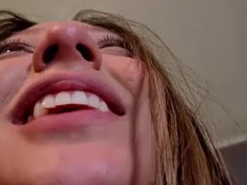 IG: goddess.lyaa - https://onlyfans.com/lyagoddess live cam