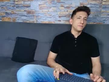 Maykol_victoria16/24 live cam