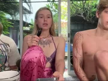 Bobby, Lina, Mark and Stacy live cam