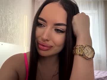 Ammy here, its my first stream here live cam