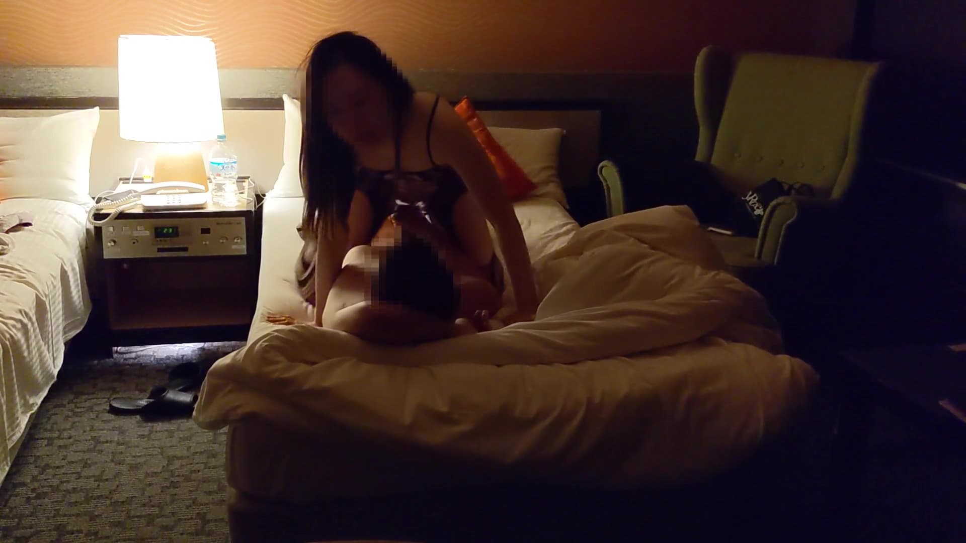 【素人カップルの濃厚セックス 〜〜】ねっとりフェラからのおちんぽを顔に擦り付けられ挿入、、、_main_thumbnail