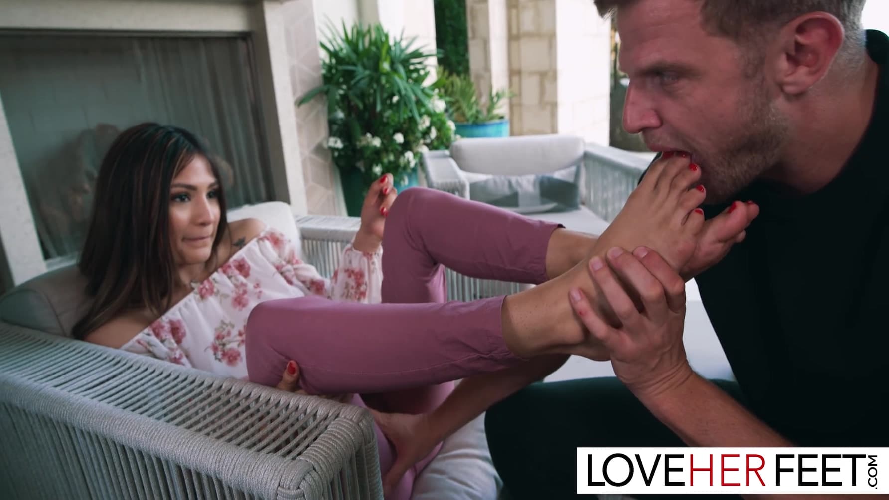 Ela Darling video thumbnail 2