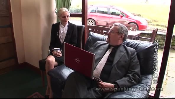 Wynter And The Debt Collector_main_thumbnail