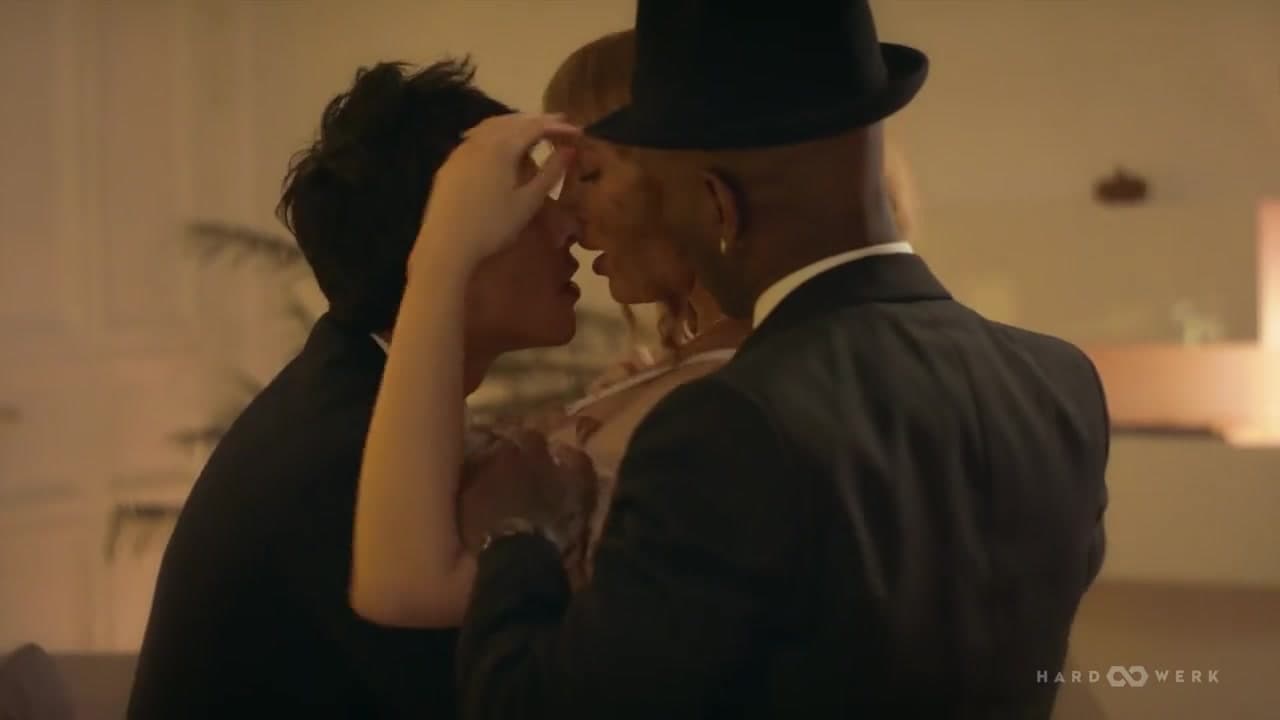 Soiree Bang_main_thumbnail