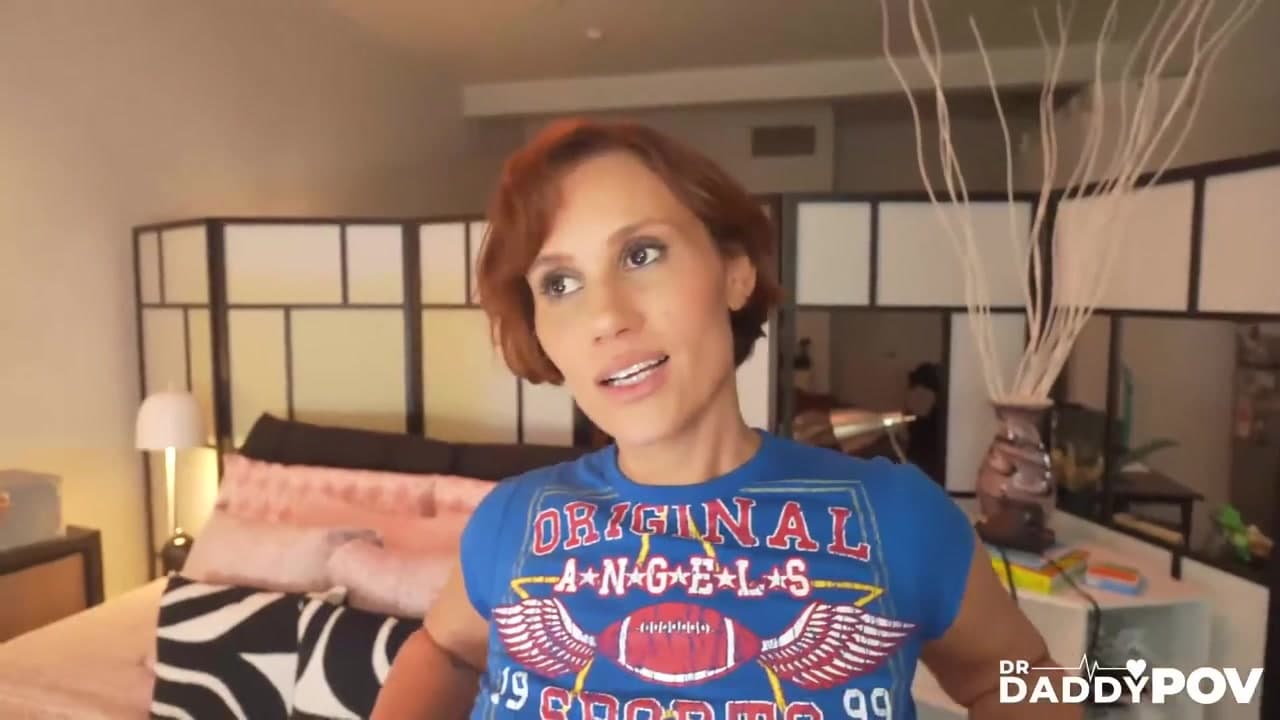 Busty Hottie Kellfire Having Sex Adventure With Horny Doctor_main_thumbnail