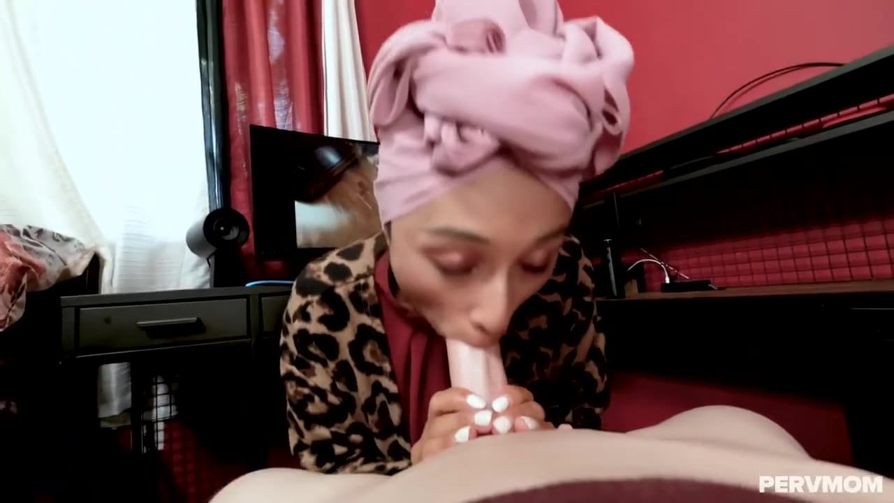 Cali Lee video thumbnail 4